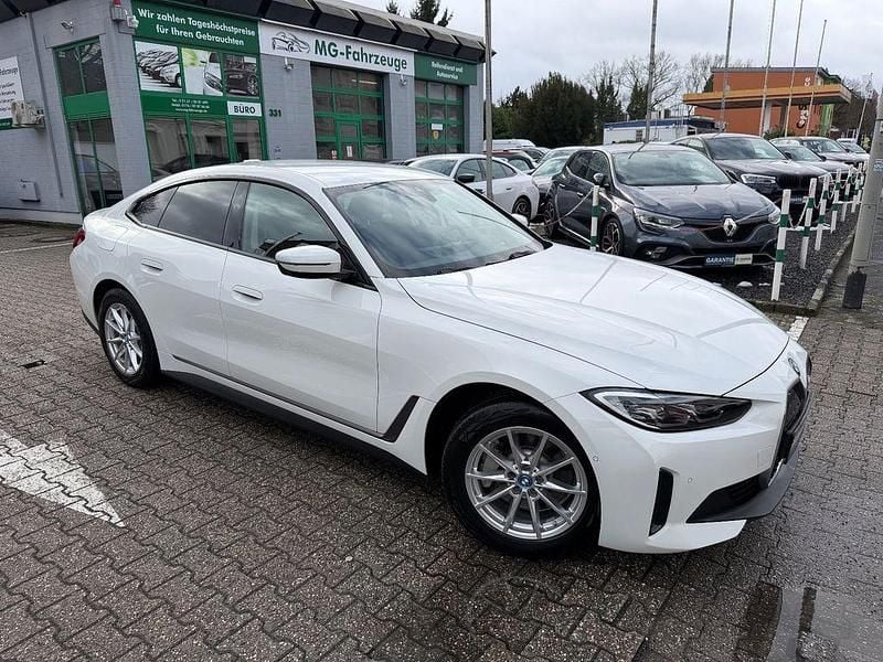 Gebraucht BMW i4 Shadowline 210 kW (286 PS) 2023 Weiß Limousine
