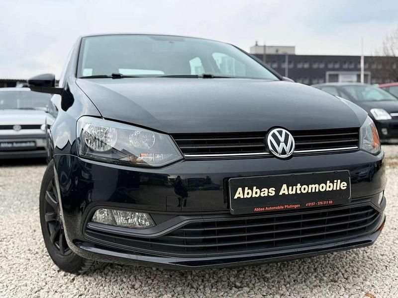 Gebraucht VW Polo Trendline 60 PS (44 kW) 2017 Ebenholzschwarz Kleinwagen