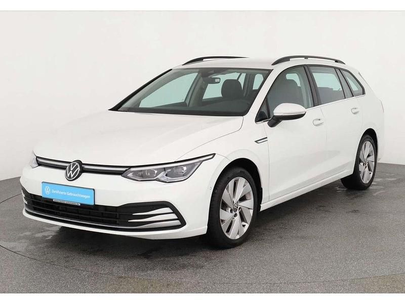 Gebraucht VW Golf VIII Style 150 PS (110 kW) 2023 Weiß Kombi