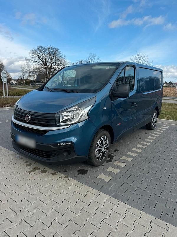 Gebraucht Fiat Talento 120 PS (88 kW) 2017 Blau Van / Kleinbus