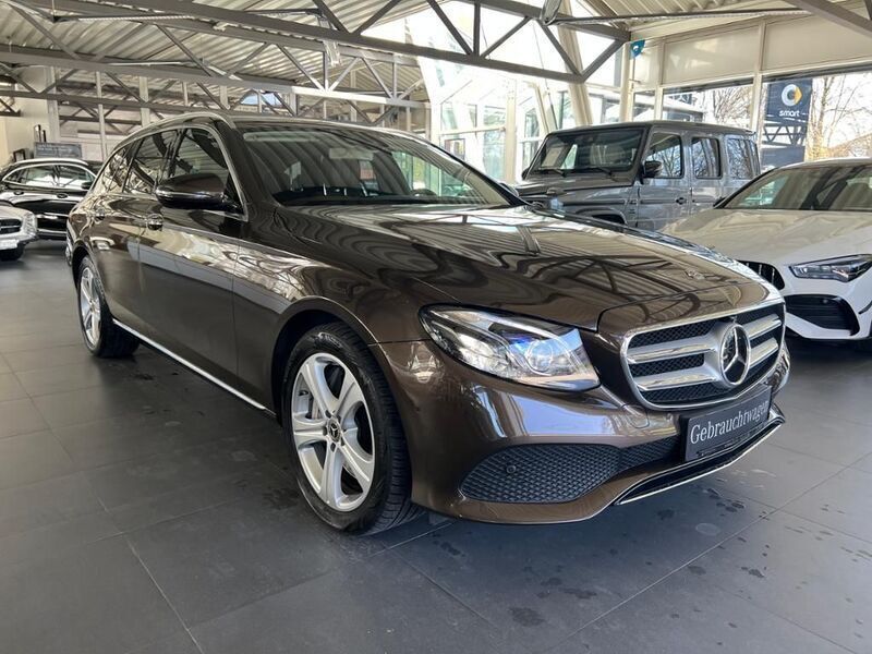 Gebraucht Mercedes E400 Avantgarde 333 PS (244 kW) 2017 Citrinbraun Kombi