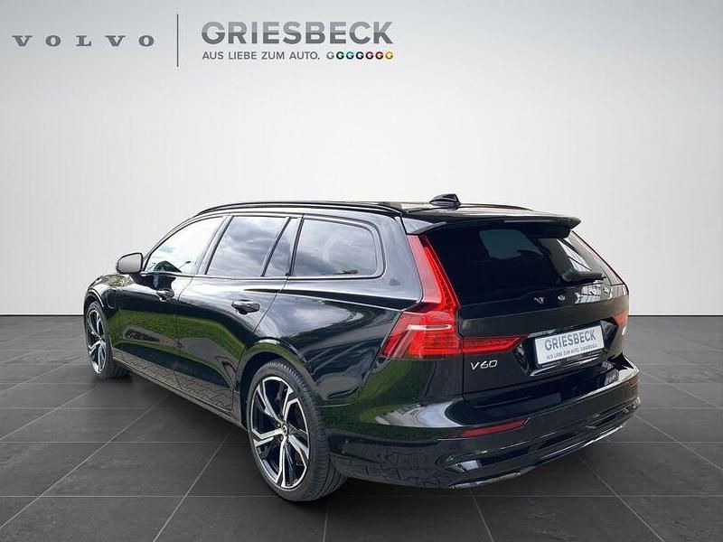 Gebraucht Volvo V60 Plus 455 PS (334 kW) 2022 Schwarz Kombi