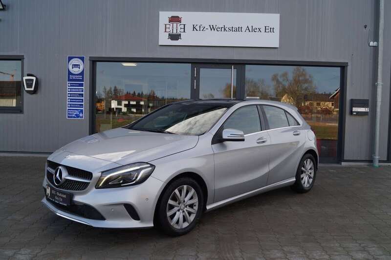 Polarsilber metalliclack Gebraucht 2016 Mercedes A200 Kleinwagen | 15.500 € (Fairer Preis) - Bild 1/4