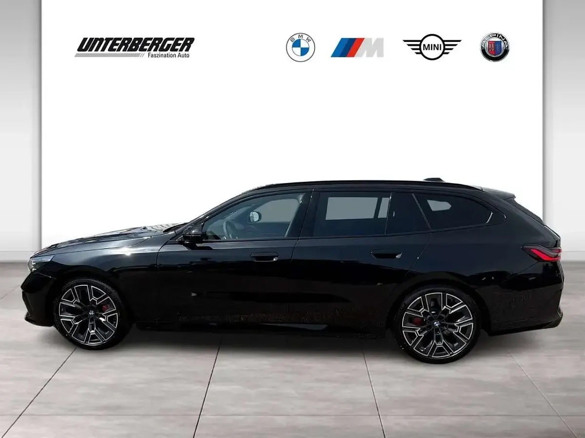 Neu BMW 540 M Sport 303 PS (222 kW) 2026 Schwarz Limousine