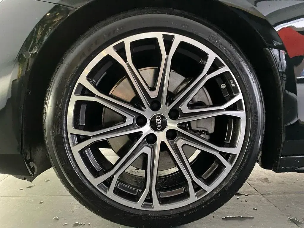 Gebraucht Audi A6 S-Line 299 PS (219 kW) 2026 Grün Kombi