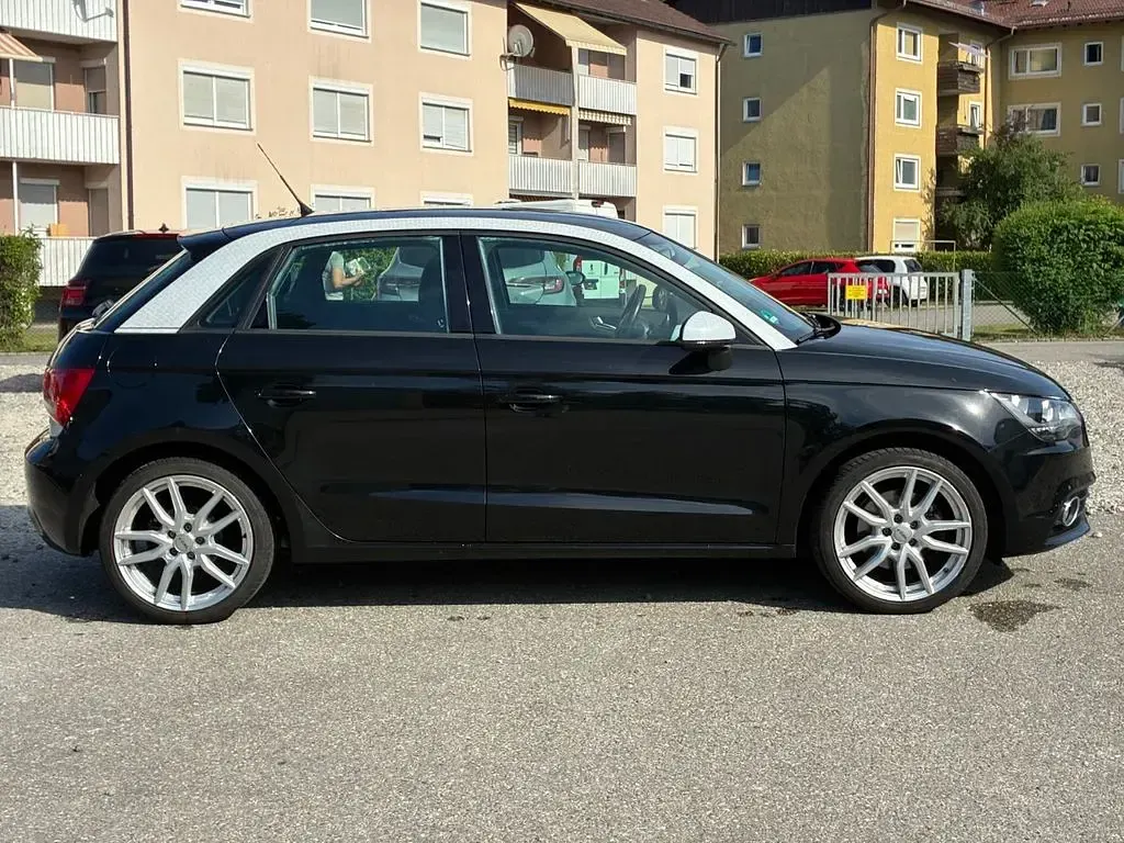 Gebraucht Audi A1 Sportback Attraction 122 PS (89 kW) 2014 Schwarz Kleinwagen