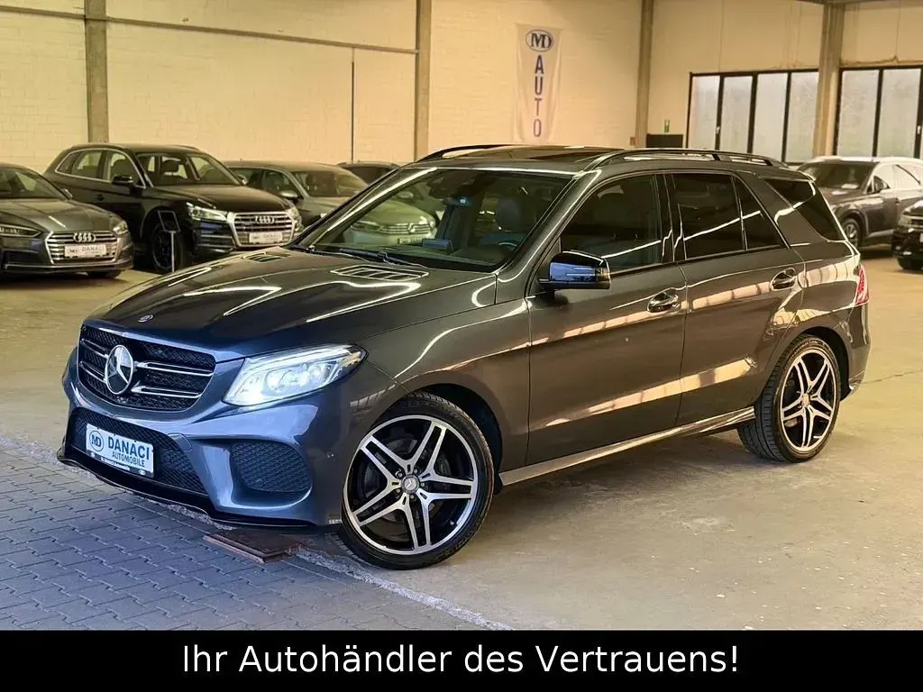 Gebraucht Mercedes GLE350 AMG line 258 PS (189 kW) 2016 Tenoritgrau SUV
