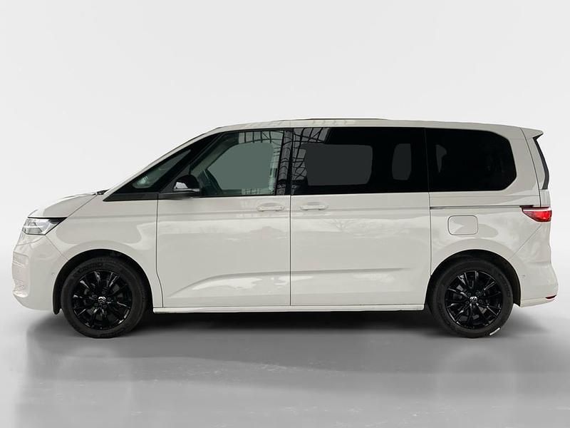 Gebraucht VW Multivan Life 150 PS (110 kW) 2023 Candy white Van