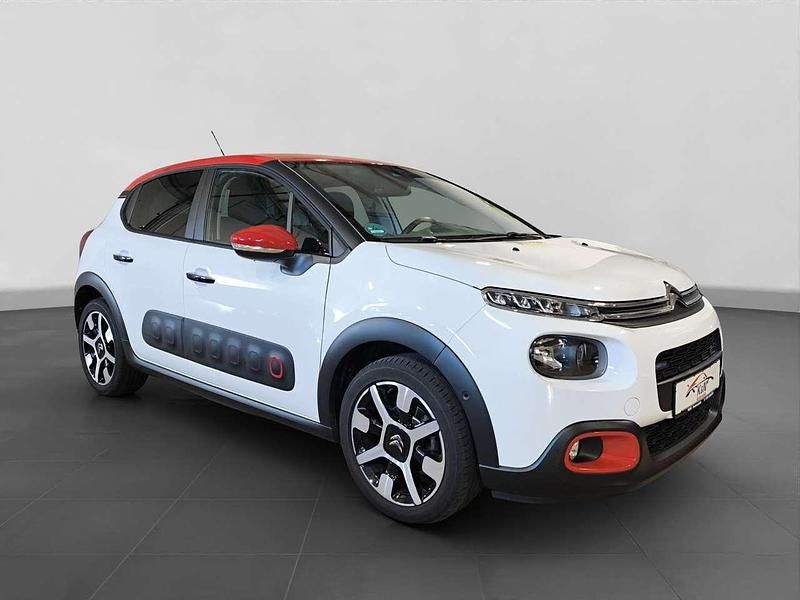 Polarweiß Gebraucht 2017 Citroën C3 Feel Kleinwagen | 9.790 € (Fairer Preis) - Bild 1/4