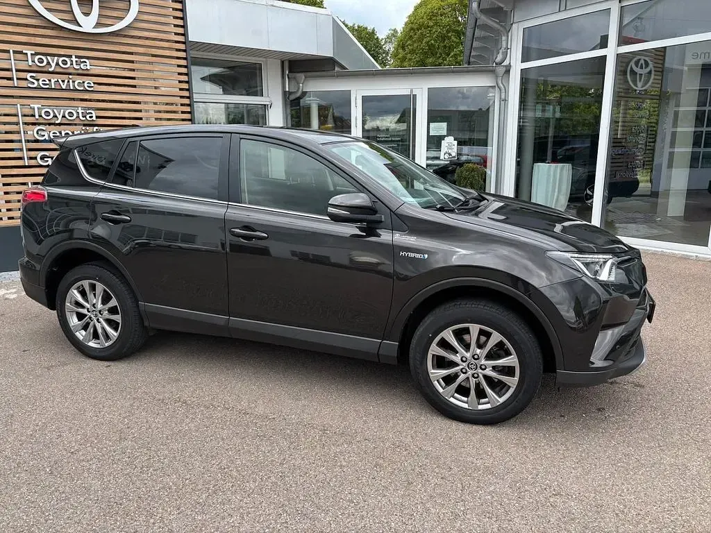 Gebraucht Toyota RAV4 Hybrid Edition-S 197 PS (144 kW) 2017 Braun SUV