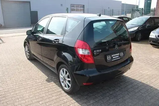 Gebraucht Mercedes A160 Edition 95 PS (69 kW) 2010 Schwarz Limousine