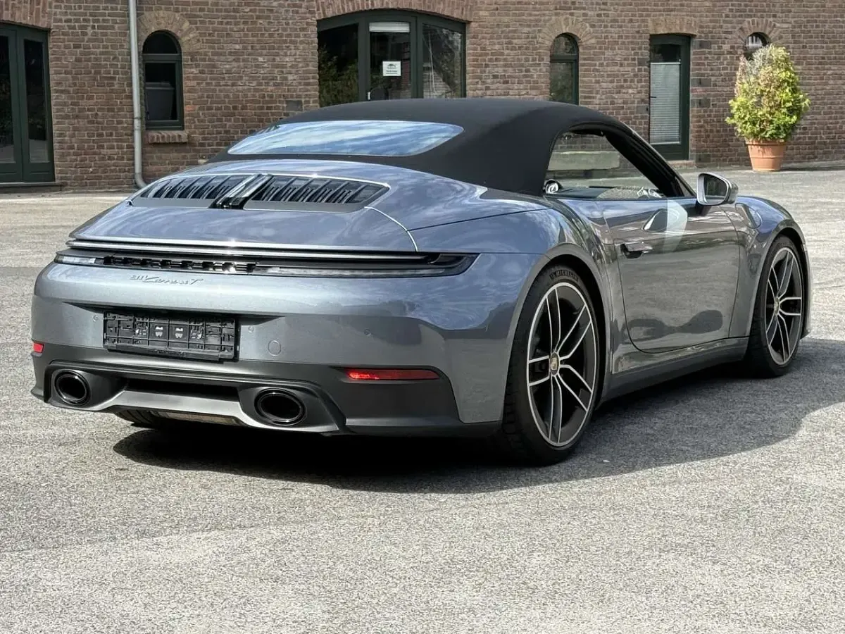 Gebraucht Porsche 911 Carrera T 394 PS (289 kW) 2025 Vanadiumgraumetallic Cabrio