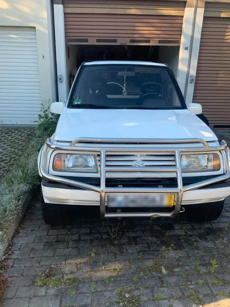Gebraucht Suzuki Vitara 84 PS (61 kW) 1991 Weiß SUV