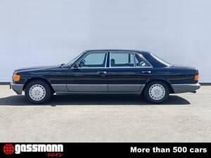 Gebraucht Mercedes 560 279 PS (205 kW) 1986 Dunkelblau Limousine