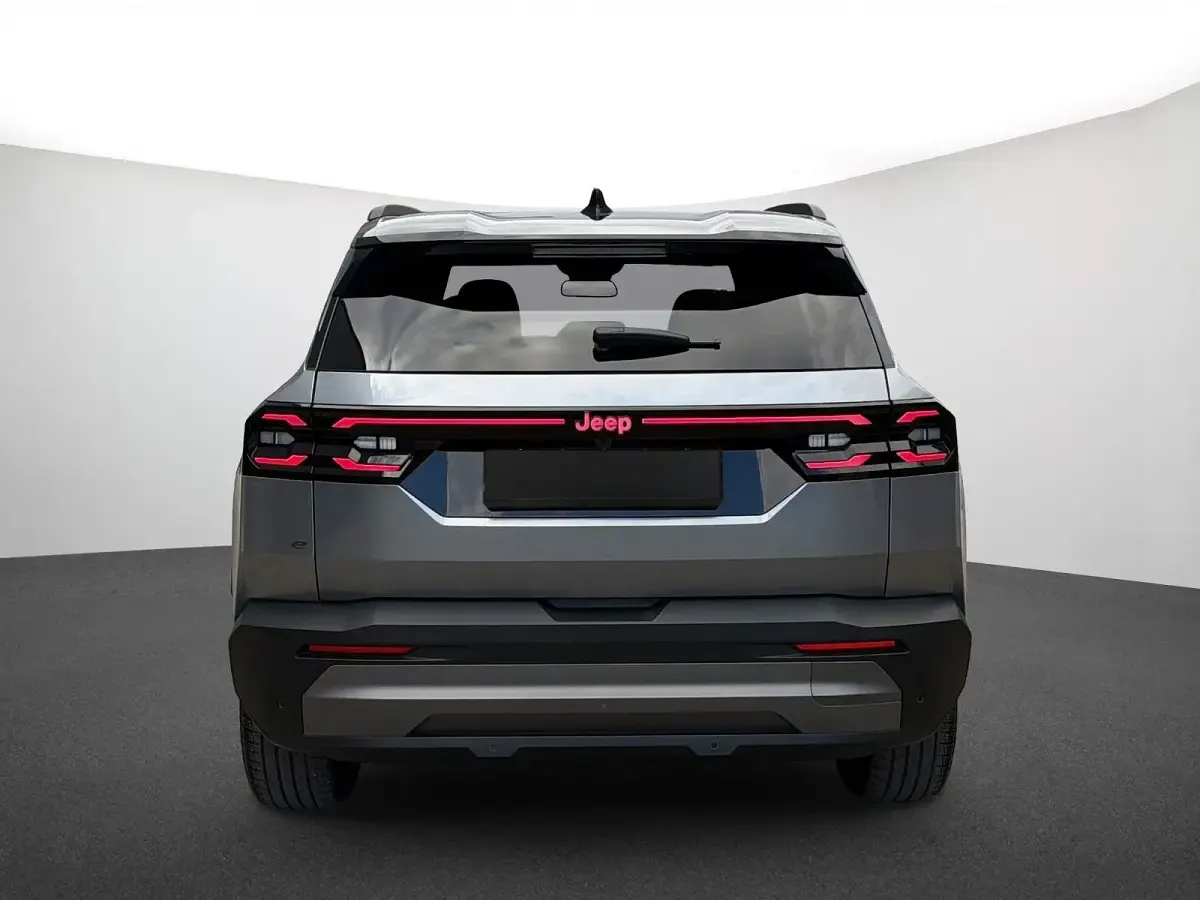 Gebraucht Jeep Compass 224 PS (164 kW) 2026 Grau SUV