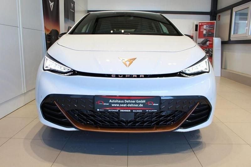 Neu Cupra Born 169 kW (231 PS) 2026 Glacial white (weiß) Kleinwagen