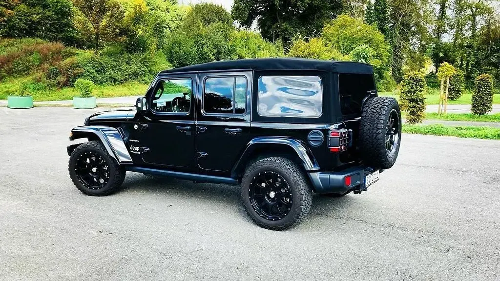 Gebraucht Jeep Wrangler Sahara 200 PS (147 kW) 2018 Schwarz SUV