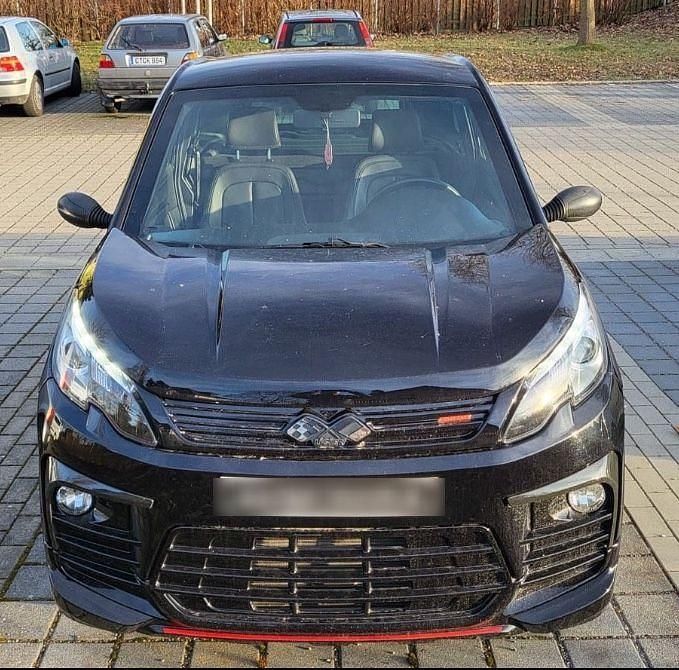 Schwarz Gebraucht 2021 Ligier JS60 Kleinwagen | 15.750 € (Fairer Preis) - Bild 1/4