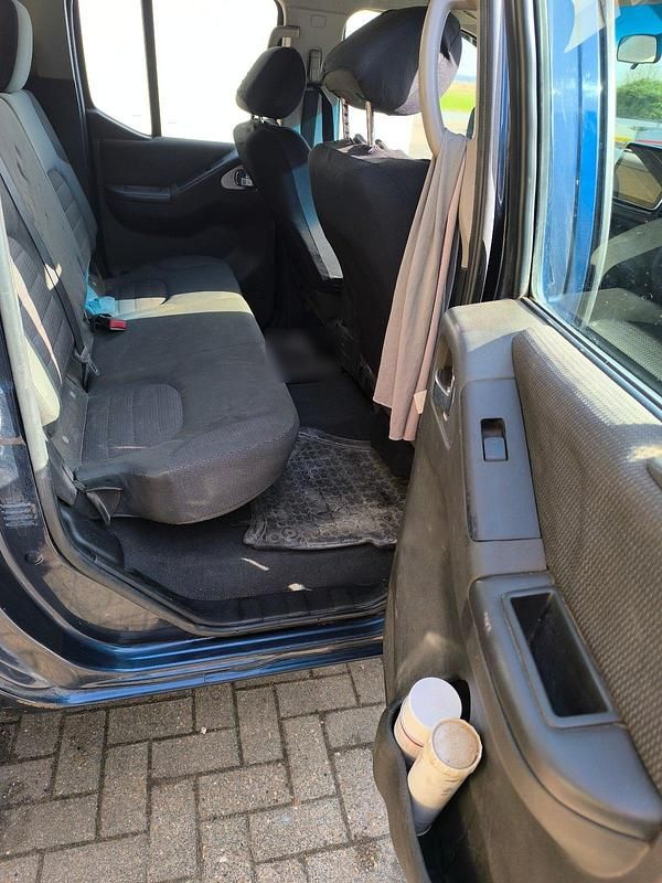 Gebraucht Nissan Navara 190 PS (139 kW) 2010 Blau Pickup