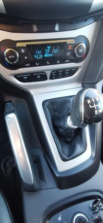 Second-hand Ford Focus 125 CP (91 kW) 2012 Gri Berlinǎ