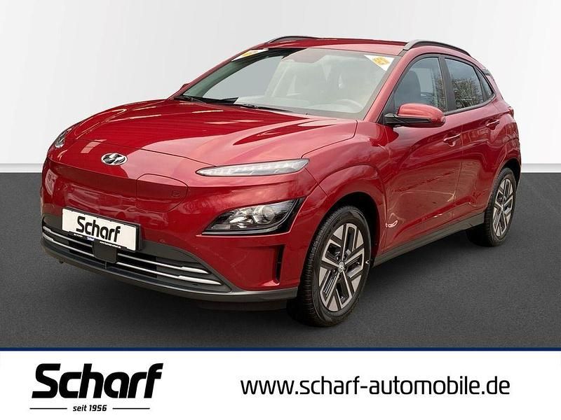 Rot Gebraucht 2022 Hyundai Kona Select SUV | 18.990 € (Etwas zu teuer) - Bild 1/4
