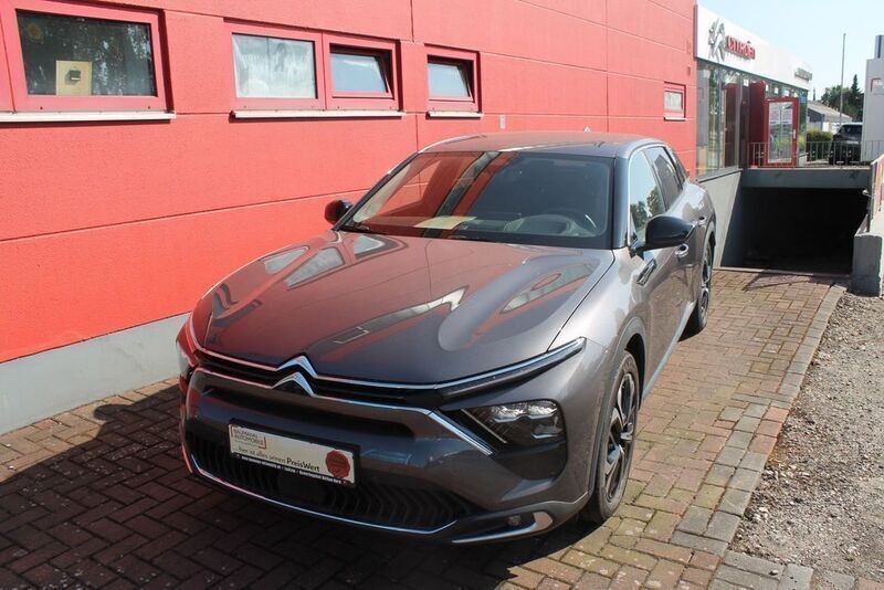 Platinumgrau (metallic) Gebraucht 2022 Citroën C5 X Shine Limousine | 29.990 € (Fairer Preis) - Bild 1/4