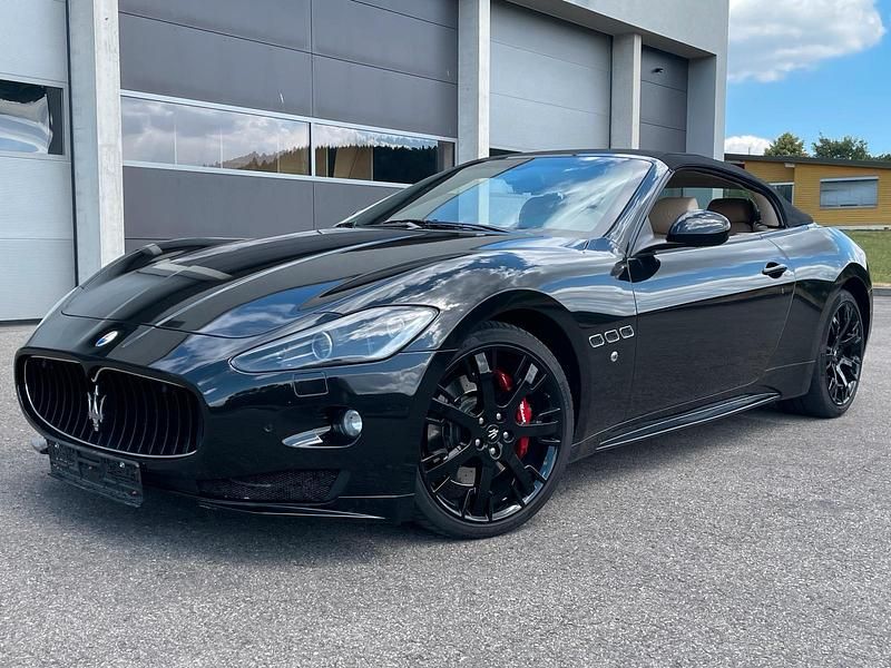 Gebraucht Maserati GranCabrio 450 PS (330 kW) 2012 Schwarz Cabrio