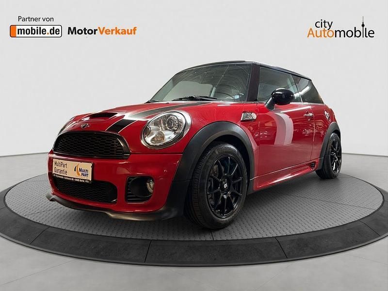 Rot Gebraucht 2009 Mini John Cooper Works Kleinwagen | 8.480 € (Fairer Preis) - Bild 1/4