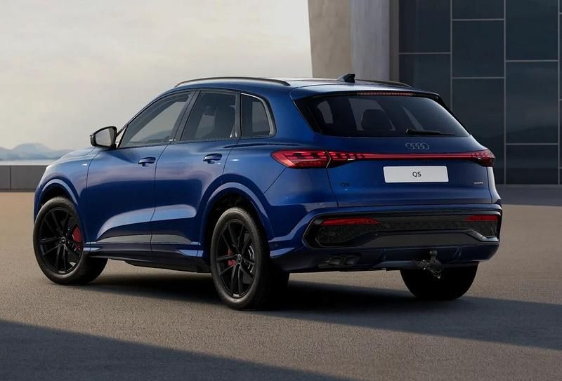Neu Audi Q5 Ambiente 299 PS (219 kW) 2026 Navarrablau metallic SUV