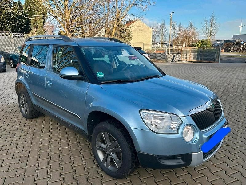 Gebraucht Skoda Yeti 105 PS (77 kW) 2013 Blau SUV