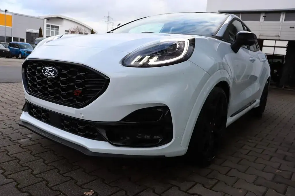 Neu Ford Puma ST 159 PS (116 kW) 2026 Electric yellow metallic SUV