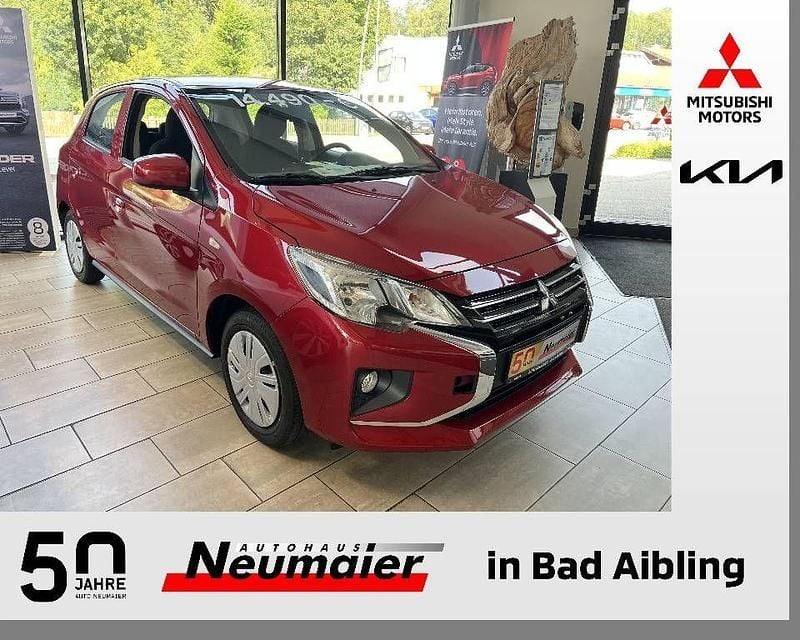 Rot Neu 2025 Mitsubishi Space Star Plus Limousine | 14.490 € - Bild 1/1