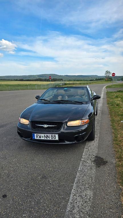 Schwarz Gebraucht 1998 Chrysler Stratus Cabrio | 1.200 € (Guter Preis) - Bild 1/4