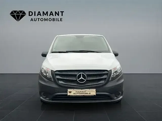 Gebraucht Mercedes Vito 163 PS (119 kW) 2023 Weiß Van