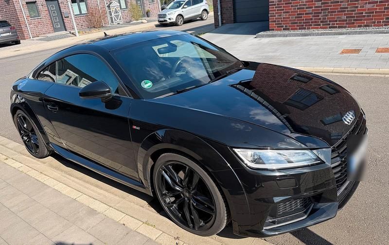 Second-hand Audi TT S-Line 184 CP (135 kW) 2015 Negru Coupe