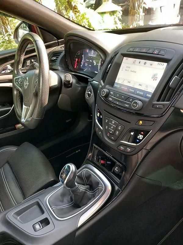 Gebraucht Opel Insignia OPC 325 PS (239 kW) 2017 Rot Kombi