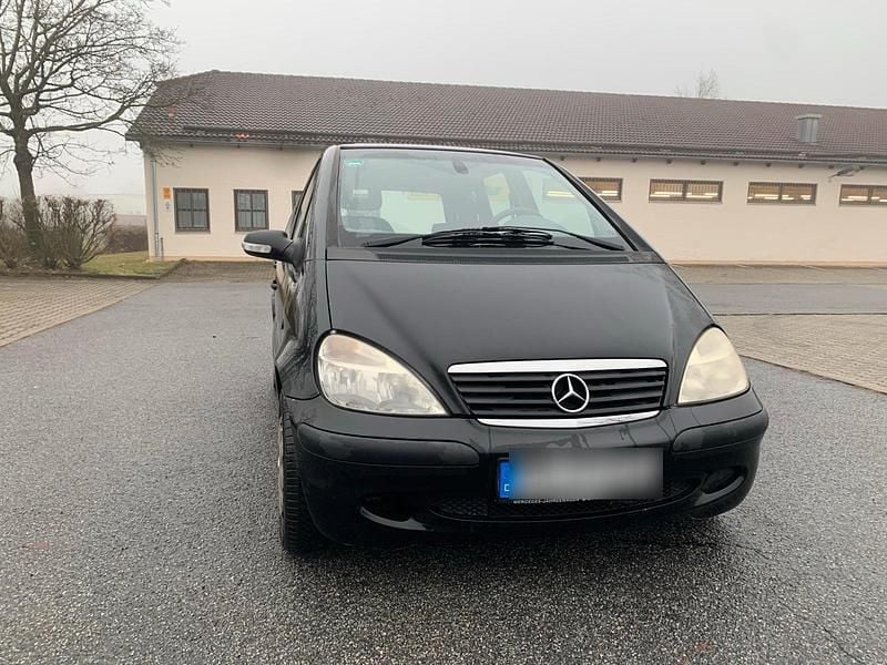 Schwarz Gebraucht 2004 Mercedes A160 Kleinwagen | 350 € (Superpreis) - Bild 1/4