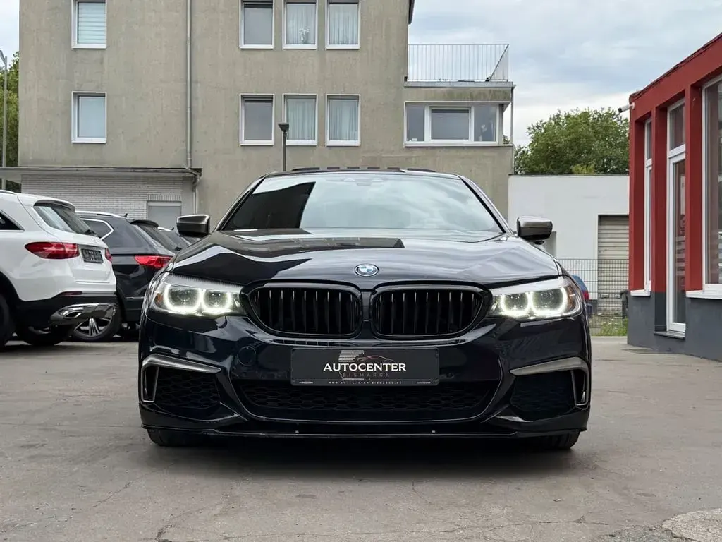 Gebraucht BMW M550 Performance 400 PS (294 kW) 2019 Schwarz Limousine