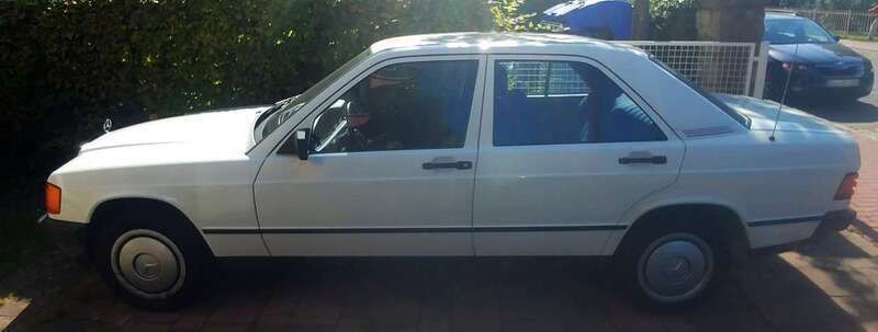 Weiß Gebraucht 1984 Mercedes 190 Limousine | 4.900 € - Bild 1/4