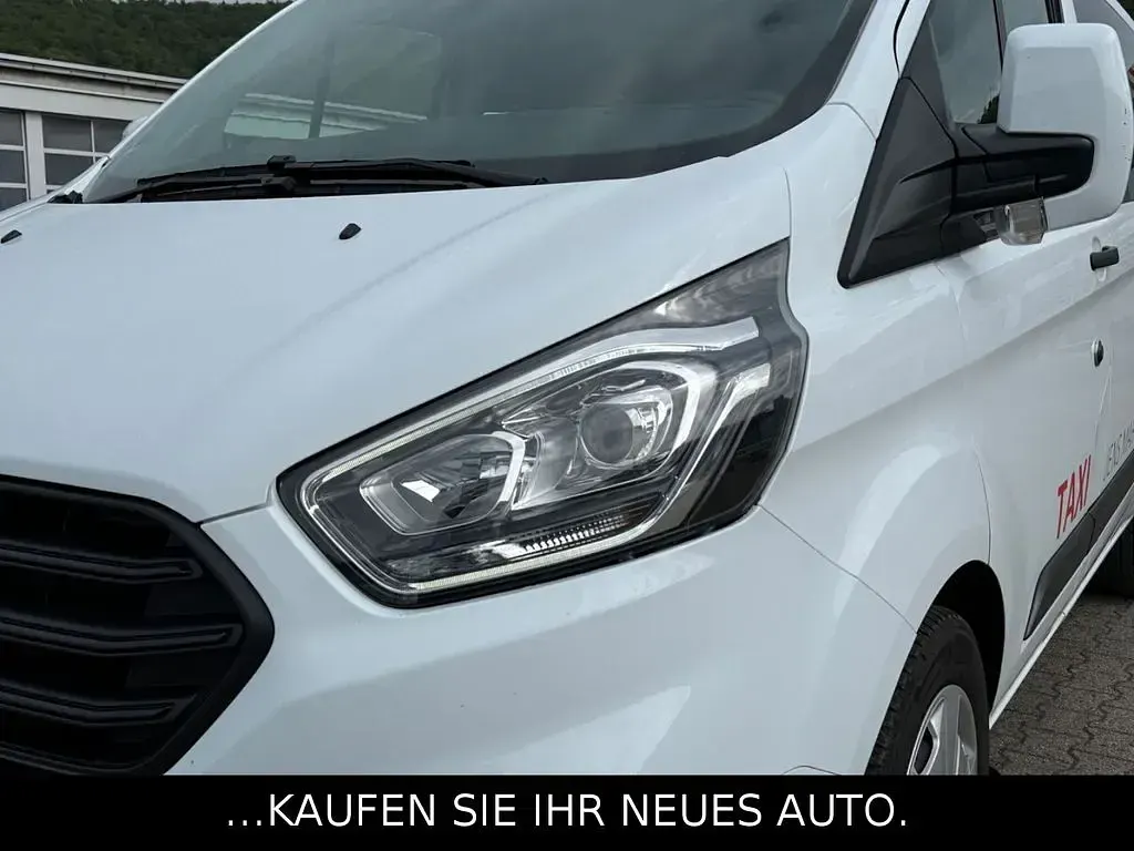 Gebraucht Ford Transit Custom 150 PS (110 kW) 2023 Weiß Van / Kleinbus