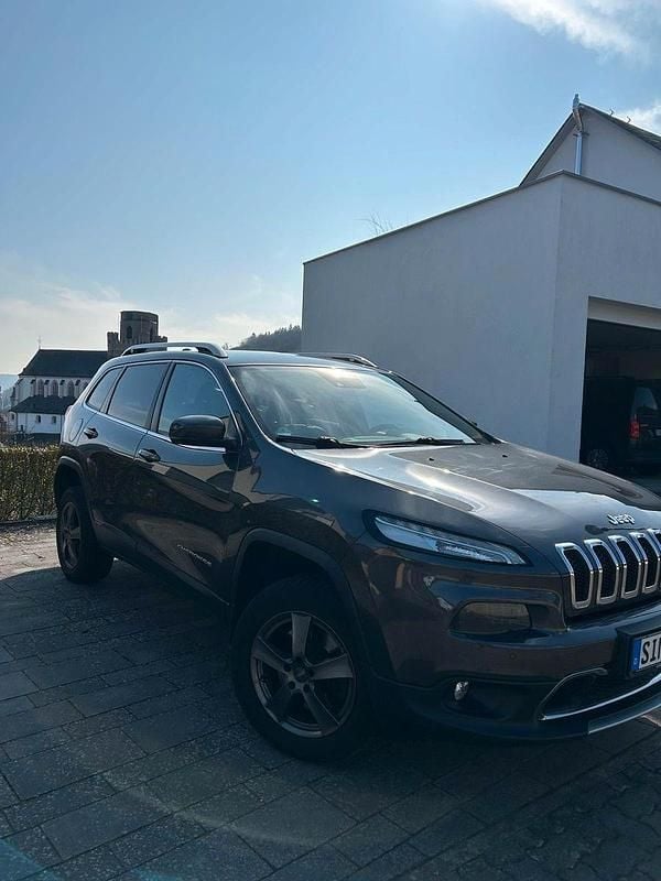 Grau Gebraucht 2016 Jeep Cherokee Limited SUV | 12.999 € (Guter Preis) - Bild 1/2