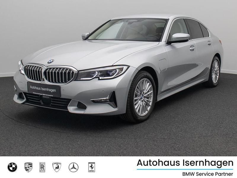 Glaciersilber metallica83beige Gebraucht 2020 BMW 330e Luxury Line Limousine | 29.999 € (Guter Preis) - Bild 1/4