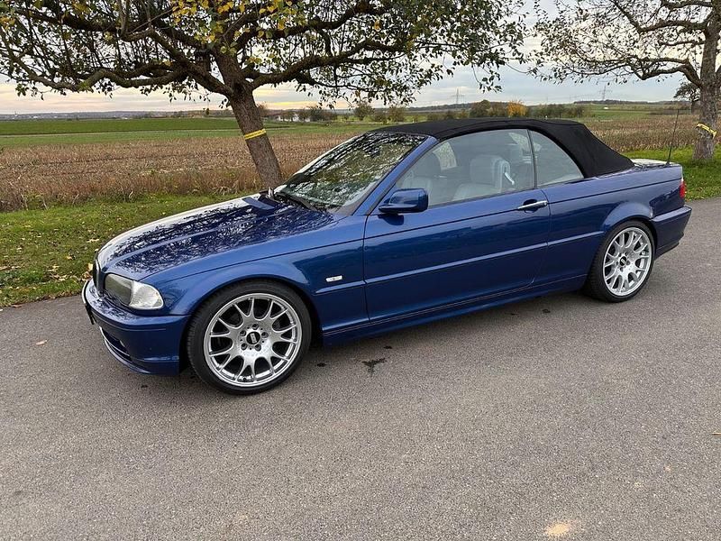 Gebraucht BMW 318 Cabriolet Performance 143 PS (105 kW) 2002 Blau Cabrio
