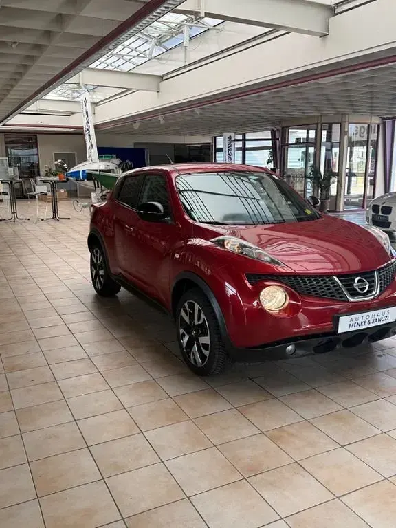 Gebraucht Nissan Juke 117 PS (86 kW) 2014 Rot SUV