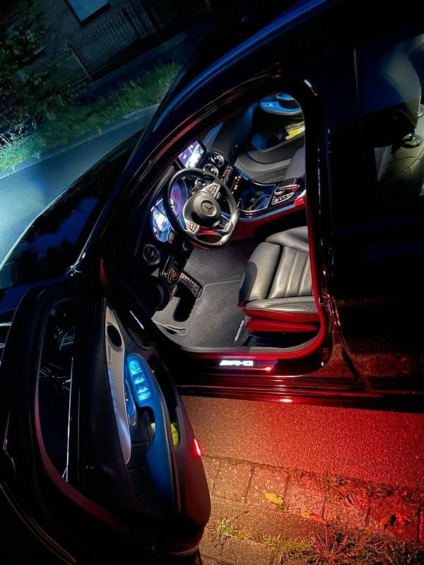 Gebraucht Mercedes C43 AMG AMG 367 PS (269 kW) 2017 Schwarz Kombi