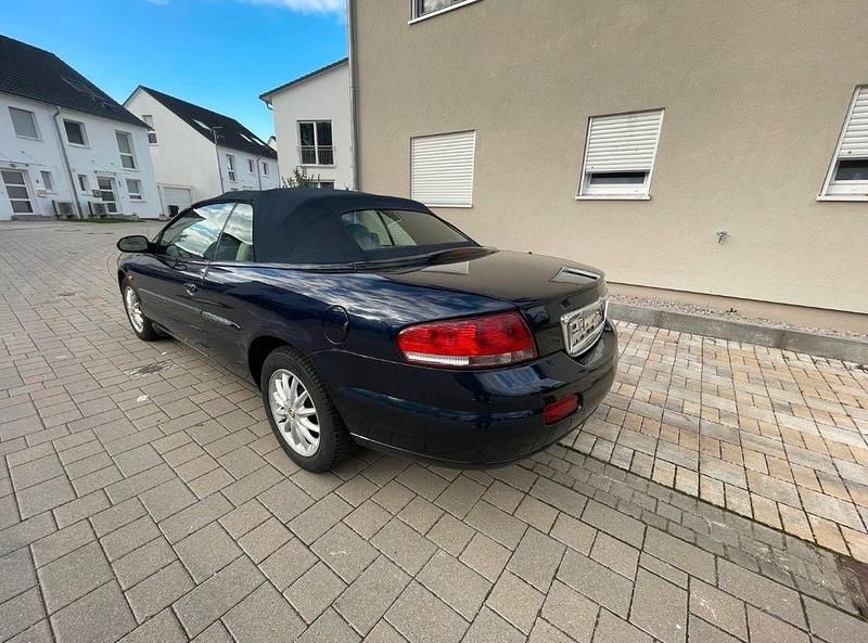 Gebraucht Chrysler Sebring Cabriolet 203 PS (149 kW) 2004 Blau Cabrio