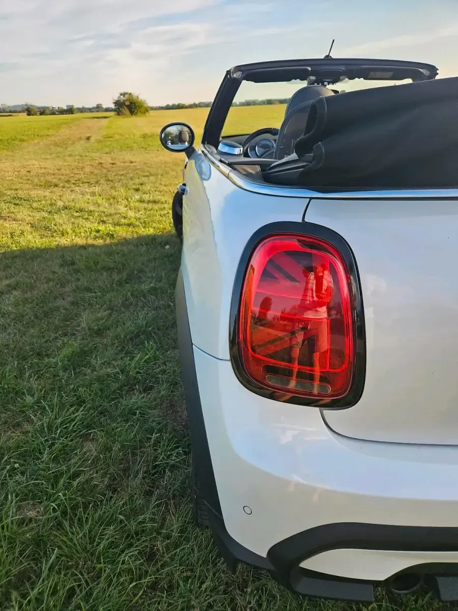Gebraucht Mini Cooper Cabriolet 130 PS (95 kW) 2023 Weiß Cabrio