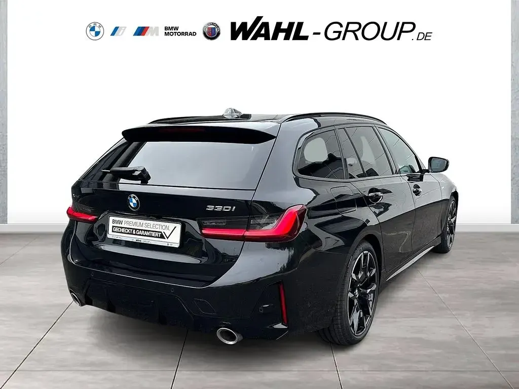 Gebraucht BMW 330 M Sport 258 PS (189 kW) 2025 Schwarz Kombi