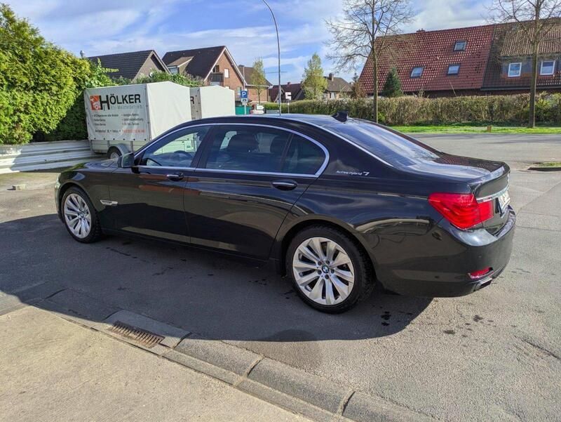 Schwarz Gebraucht 2013 BMW ActiveHybrid 7 Limousine | 17.500 € - Bild 1/4
