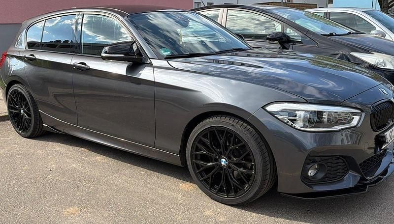 Second-hand BMW 120 Performance 184 CP (135 kW) 2017 Gri Hatchback